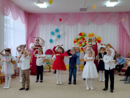 "Капустные посиделки" состоялись в МБДОУ "Д/с ✓18" "Капустные посиделки" состоялись в МБДОУ "Д/с ✓18".